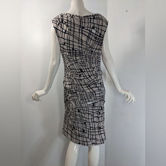 Diane Von Furstenberg Black and Cream Midi Dress - Picture 8 of 10